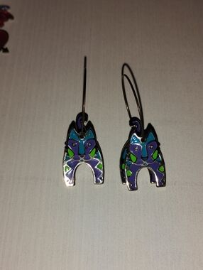 Edgar Berebi Cat Earrings NWOT
